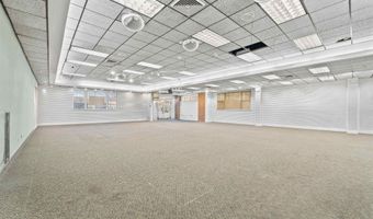 861-863 BROADWAY, Bayonne, NJ 07002