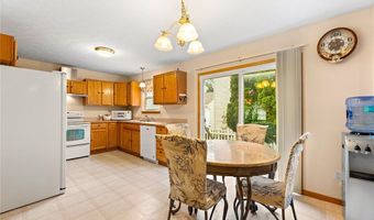 3134 Shelton Ct, Akron, OH 44312