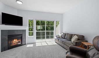 15400 SW MALLARD Dr 102, Beaverton, OR 97007