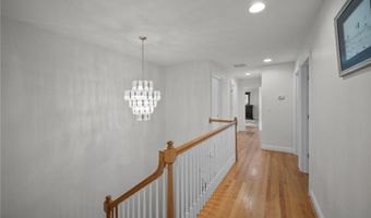 2 Scenic Ridge Ct, Coventry, RI 02816
