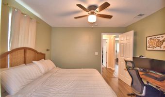 208 FLORIDA Dr, Auburndale, FL 33823