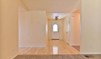 735 Live Oak Dr, Angels Camp, CA 95222