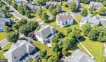 20262 KIAWAH ISLAND Dr, Ashburn, VA 20147