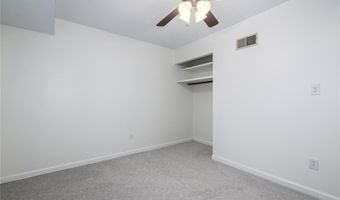 830 Westrun Dr, Ballwin, MO 63021