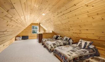 2534 Middle Dr, Arnold, CA 95223