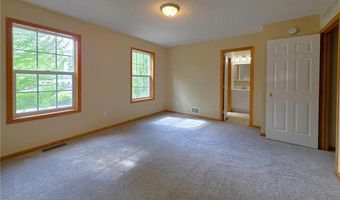 15358 Founders Ln 102, Apple Valley, MN 55124