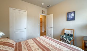631 HASSETT St, Brookings, OR 97415