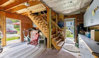 221 S Main St, Cambridge, VT 05444