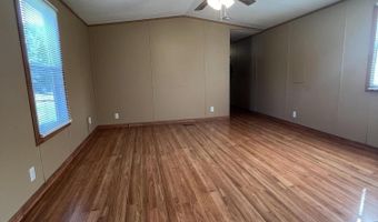 139 Poplar St, Benton, TN 37307