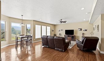 1387 S Hillcrest Dr, Cedar City, UT 84720
