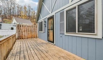 16 Winding Hill Rd, Alloway, NJ 07462