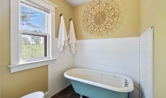 1410 60th Ave, Amery, WI 54001