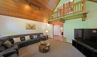 707 Benton Hill Rd, Becket, MA 01223