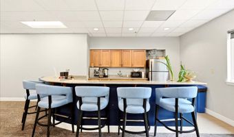 1211 S EADS St S 305, Arlington, VA 22202