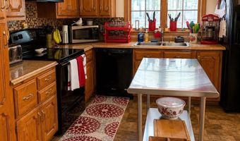 2306 S Princeton Rd, Baileyville, ME 04694