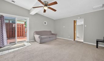 340 Hillcrest Blvd, Ballwin, MO 63021