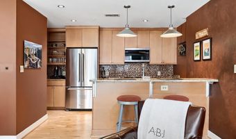 850 ALICEANNA St 301, Baltimore, MD 21202