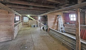 17431 300Th St, Aplington, IA 50604