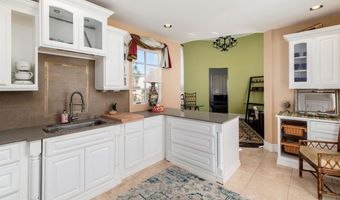 7104 Aviara Dr, Carlsbad, CA 92011