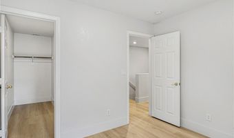 537 Lacabana Beach Dr, Las Vegas, NV 89138