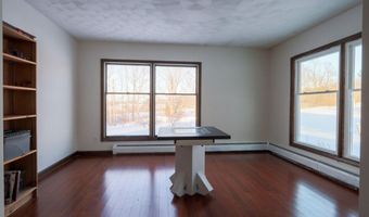 137 China Rd, Albion, ME 04910