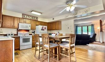 1815 Lakewood Ave, Albert Lea, MN 56007
