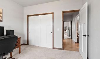 2875 E TURQUOISE Ln, Appleton, WI 54913