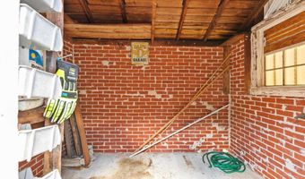 301 E Craig St, Atmore, AL 36502