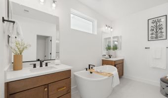 2815 Crusader St, Alameda, CA 94501