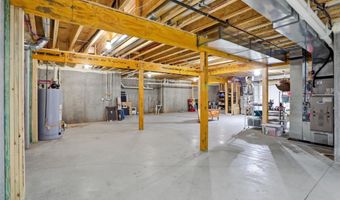 4025 Lochview Ct, Bargersville, IN 46106