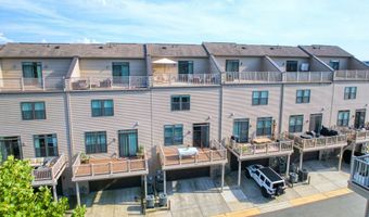 44714 ELLSWORTH Ter, Ashburn, VA 20147