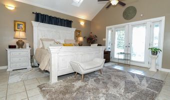 701 S Hill Ct, Biloxi, MS 39532