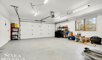 113 Roselawn St, Algonac, MI 48001