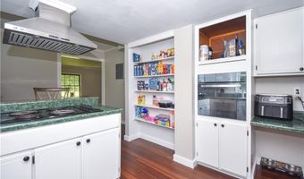 1458 CLUBVIEW Dr, Alexander City, AL 35010