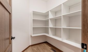 2308 E Brek St, Brandon, SD 57005