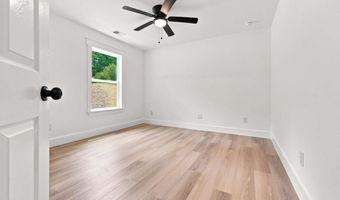 4380 Navajo Ln SE, Acworth, GA 30102