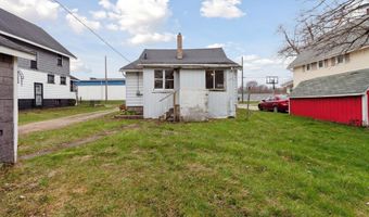 724 Bridge Ave, Alma, MI 48801