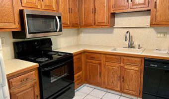 315 Wellington Pl, Aberdeen, NJ 07747