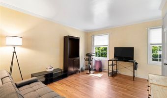 925 Sandin Rd, Akron, OH 44333