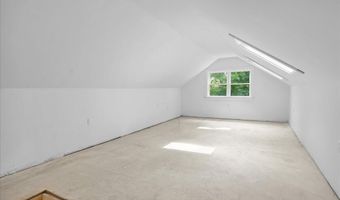 153 Cedar St, Belfast, ME 04915