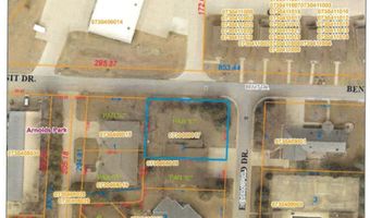 306 Emerald Dr, Arnolds Park, IA 51331