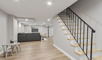 68 Charles St, Boston, MA 02136