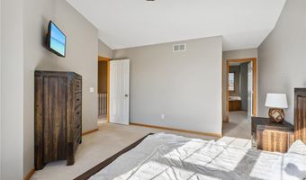 13896 Fallbrook Ct, Apple Valley, MN 55124