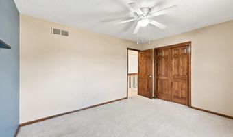 220 Yukon Pass, Auburn, IN 46706