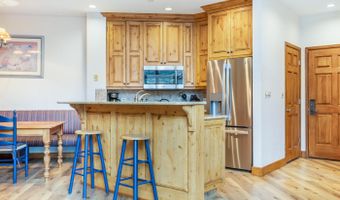 15 Highlands Ln 406, Beaver Creek, CO 81620