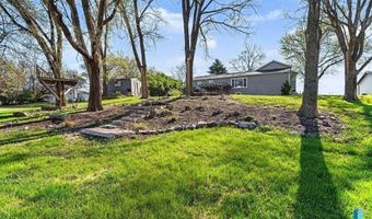 1301 S Splitrock Blvd, Brandon, SD 57005