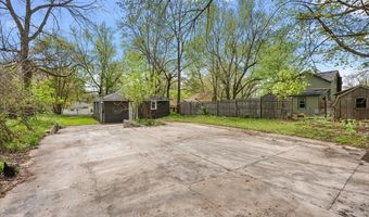 47 Wayne St, Allegan, MI 49010