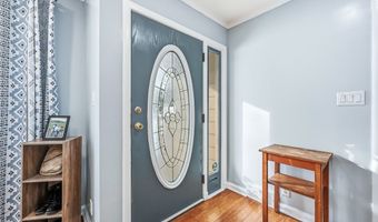 1039 Glamorgan St, Alliance, OH 44601