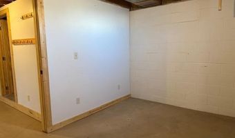201 S 2nd Ave, Anthon, IA 51004