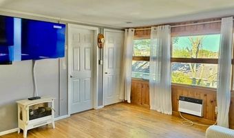 280 S Bayview Ave, Amityville, NY 11701